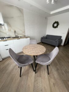 Республиканская 10Б