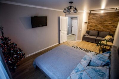 Красногвардейская, 12